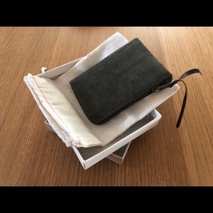 Makr slim zip wallet